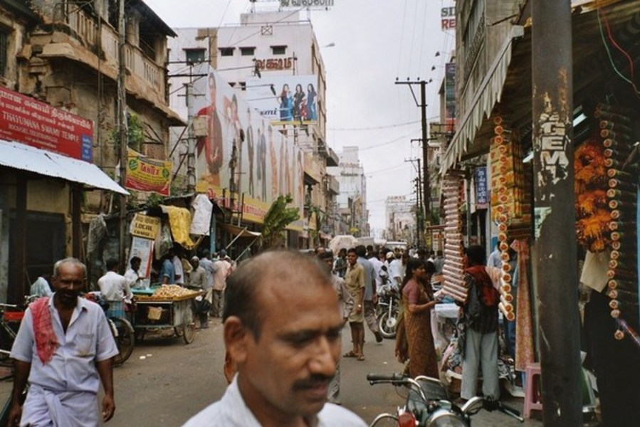 india011